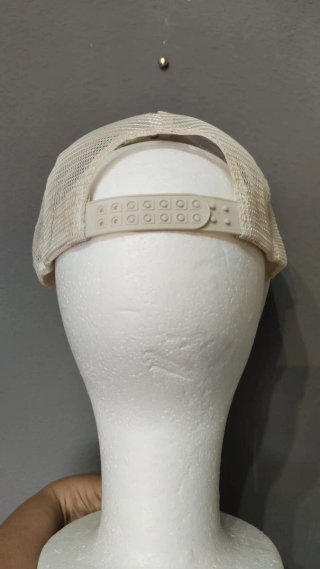 Gorra beige transpirable