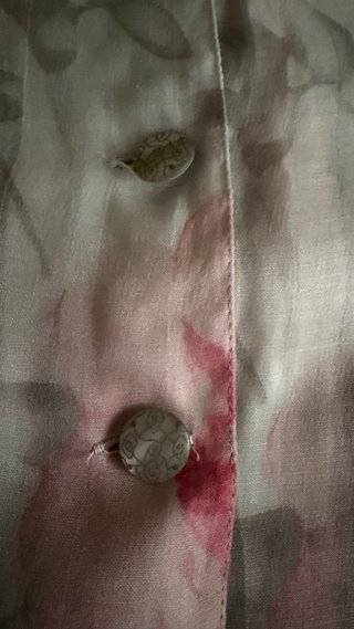 Blusa El Corte Inglés flores rosas. Medidas en las