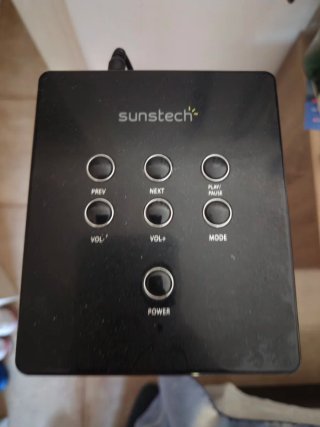 Torre de Sonido Negra con Bluetooth y rádio.