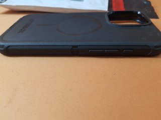 Funda OtterBox Defender MagSafe iPhone 16 Pro