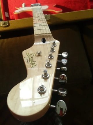 Squier paranormal Nashville+ Noiseless+bareknuckle