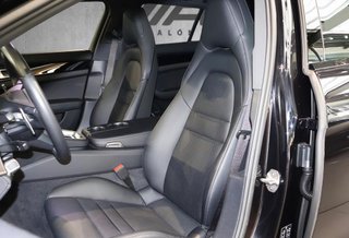 Porsche Panamera 4S E-Hybrid 2024