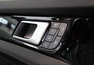Porsche Panamera 4S E-Hybrid 2024