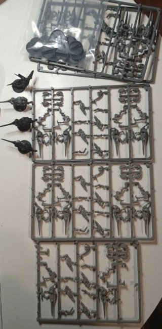 10 Termagant Hold. Modelli Plastica Warhammer 40k