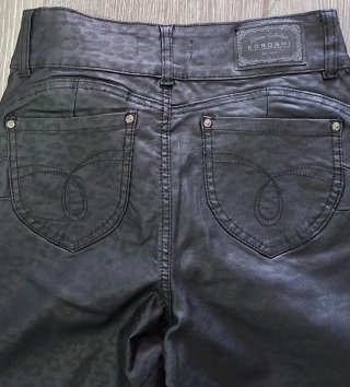 Pantalon koroshi