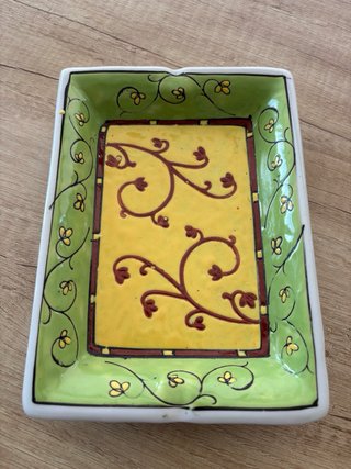 Cenicero pintado a mano