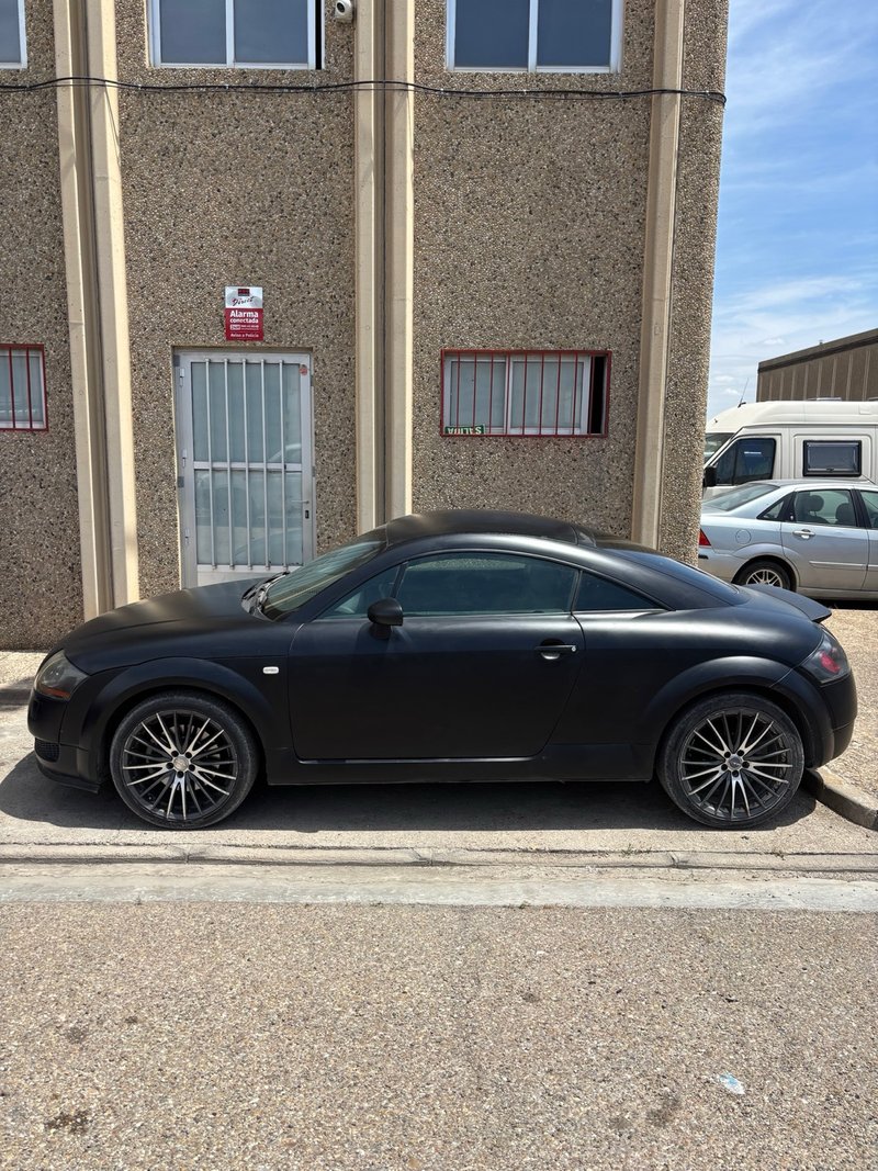 AUDI TT COUPÉ 1.8 TURBO – 4150€ NEGOCIABLES - foto 1