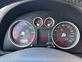 AUDI TT COUPÉ 1.8 TURBO – 4500€ NEGOCIABLES