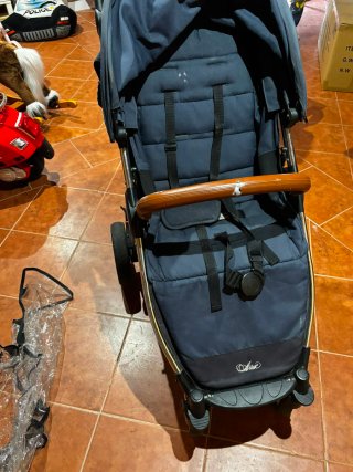 Silla de paseo Arrúe con burbuja para la lluvia