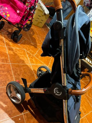 Silla de paseo Arrúe con burbuja para la lluvia