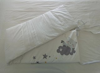 Protector y Ropa de Cuna