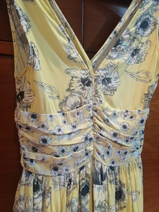 Vestido Zara flores amarillo