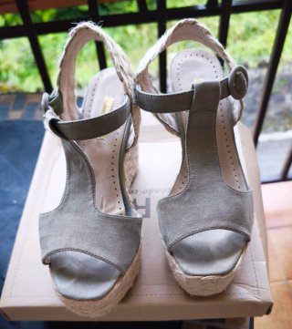 Sandalias cuña esparto verde