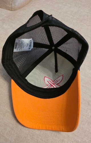Gorra Munich sin estrenar naranja y beige