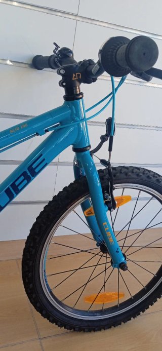 Bicicleta Cube Acid 200
