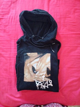 Sudadera Negra con Estampado Mickey Mouse