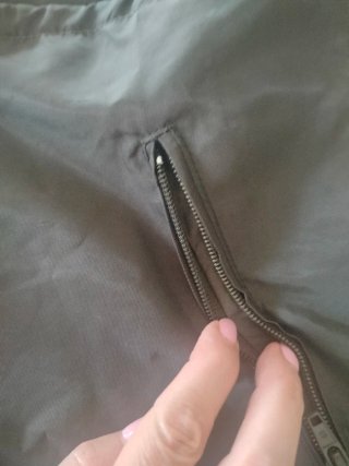 Pantaloni in nylon verde oliva