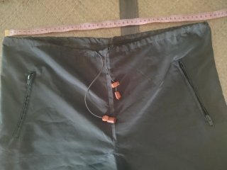 Pantaloni in nylon verde oliva