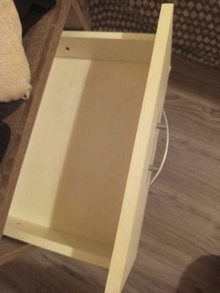Mesilla de noche beige y marrón Medidas: 38*38
