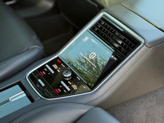 Porsche Panamera!