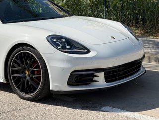 Porsche Panamera!