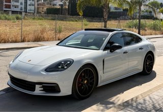 Porsche Panamera!