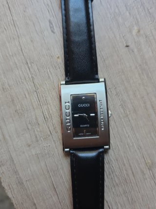 Orologio Gucci Rettangolare Nero Argento