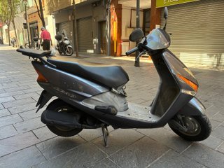 Honda Lead 100