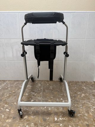 Andador para personas mayores