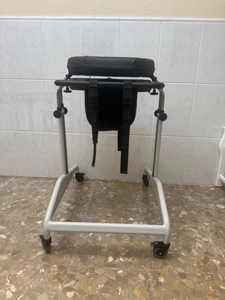 Andador para personas mayores