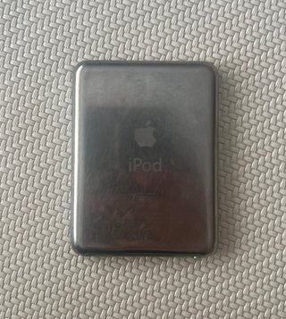 iPod Classic Nano 8GB con base de carga