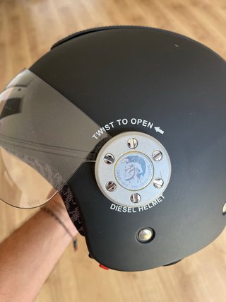 Casco Moto Diesel Negro con Visera
