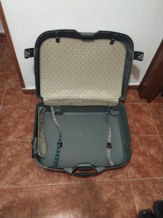 Maleta Samsonite Gris Rígida