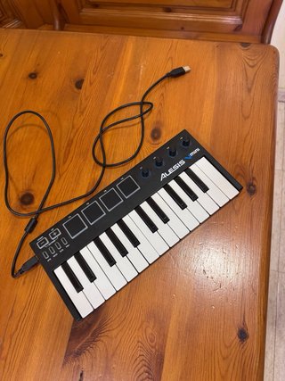 Alesis V mini Teclado Controlador USB