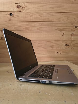 HP Elitebook Core i5 6300U