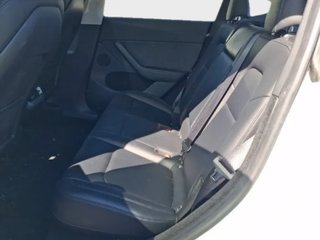 Model Y - DESDE 586€/MES ¡SIN PAGAR ENTRADA!