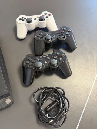 Console PS3 con 3 controller