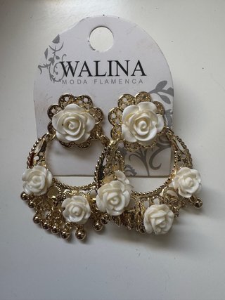 Pendientes WALINA Flores