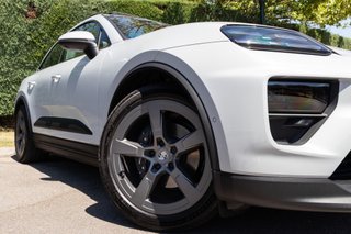 Porsche Macan 4