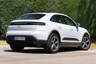 Porsche Macan 4