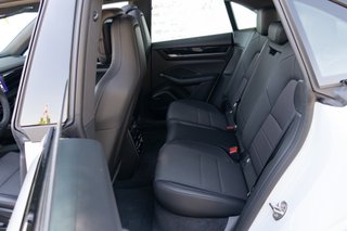 Porsche Macan 4