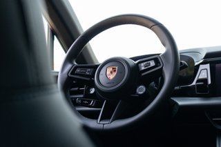 Porsche Macan 4