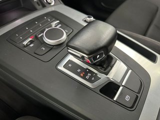 AUDI Q5 Black line 40 TDI 140kW quattro S tronic