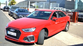 AUDI A4 S line 30 TDI S tronic
