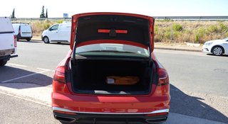 AUDI A4 S line 30 TDI S tronic