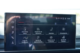 AUDI A4 S line 30 TDI S tronic