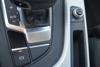 AUDI A4 S line 30 TDI S tronic