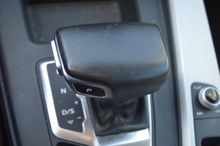 AUDI A4 S line 30 TDI S tronic