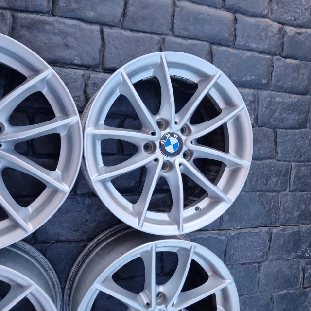 Llantas originales BMW 17 pulgadas 5x120