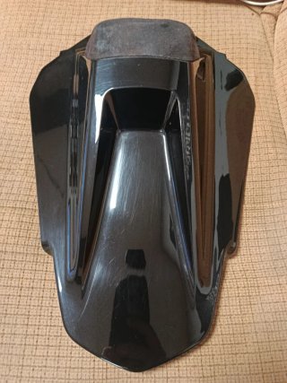 Tapa colín KTM Duke 790